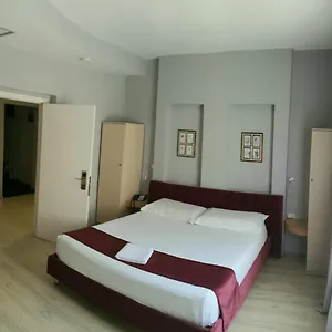 https://theranda-hotel.hotels-in-tirana.com